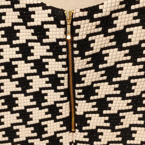 Mod dress with 3/4 sleeves - Picture 5 of 8